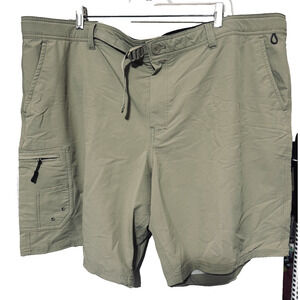 Realtree fishing shorts 2XL belted Real Tree performance pockets cargo beige